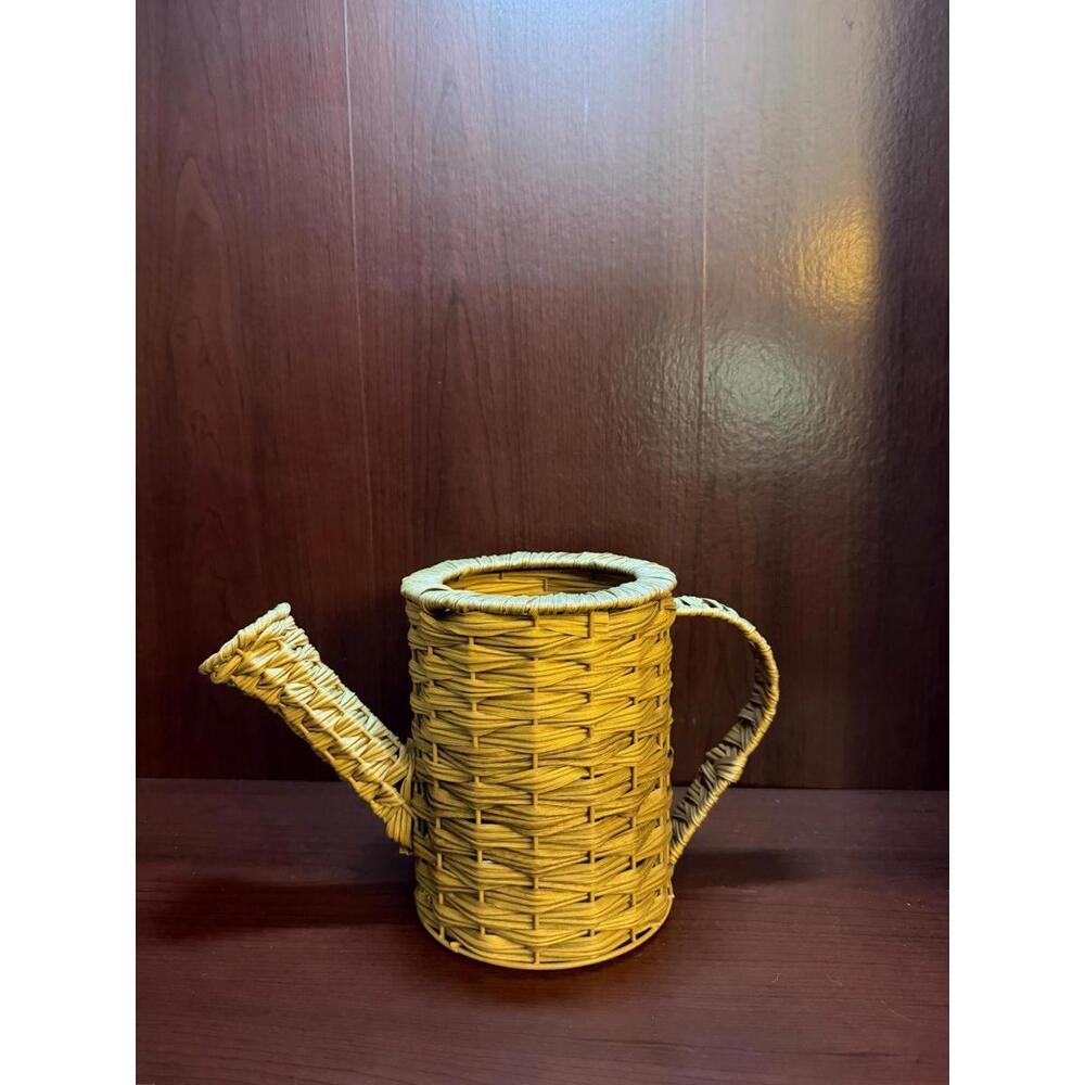 Faux‎ Wicker Planter